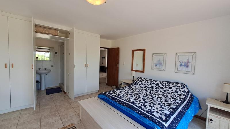 4 Bedroom Property for Sale in Jongensfontein Western Cape